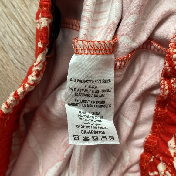 NWT Womens Ardene shorts size L - reddish orange/cream palm print - Picture 3 of 4